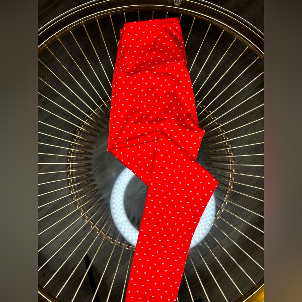 Onzie Heart Leggings